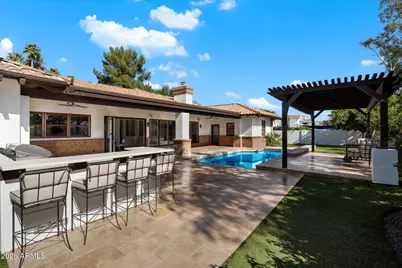 10401 N 48th Place, Paradise Valley, AZ 85253 - Photo 12