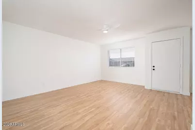 9638 W Cinnabar Avenue #B, Peoria, AZ 85345 - Photo 4