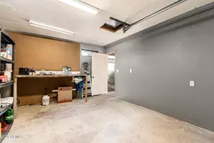 1002 E Orchid Ln, Phoenix, AZ 85020 - Photo 30