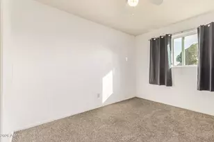 1002 E Orchid Ln, Phoenix, AZ 85020 - Photo 18