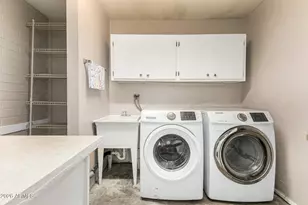 1002 E Orchid Ln, Phoenix, AZ 85020 - Photo 28