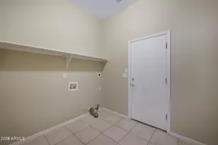 7632 E Snowdon Cir, Mesa, AZ 85207 - Photo 32