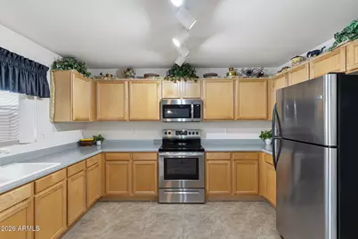 15906 W Cottonwood Street, Surprise, AZ 85374 - Photo 18