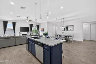 8942 N 15th Ln, Phoenix, AZ 85021 - Photo 10