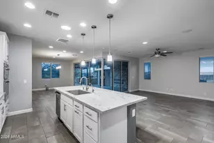 13455 W Andrew Ln, Peoria, AZ 85383 - Photo 4