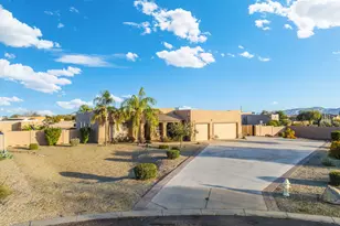 28917 N Redbloom Ct, Wittmann, AZ 85361 - Photo 2