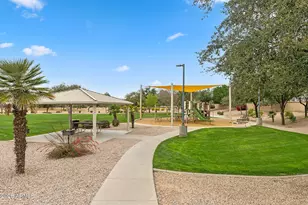 1720 E Woodsman Pl, Chandler, AZ 85286 - Photo 10