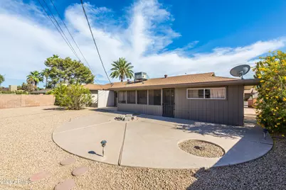 8520 E Roma Avenue, Scottsdale, AZ 85251 - Photo 32