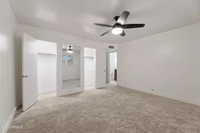 8520 E Roma Avenue, Scottsdale, AZ 85251 - Photo 18