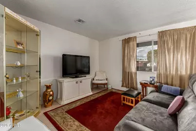 10303 W Deanne Drive, Sun City, AZ 85351 - Photo 4