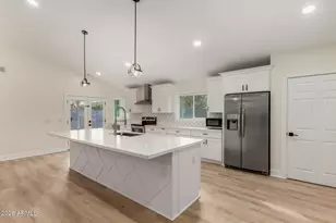 5713 E Hillery Dr, Scottsdale, AZ 85254 - Photo 4