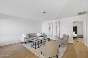 409 W Pontiac Dr, Phoenix, AZ 85027 - Photo 4