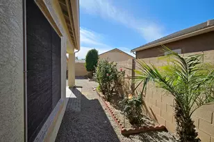 17727 W Marshall Ln, Surprise, AZ 85388 - Photo 42