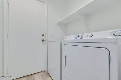160 W Commerce Court, Gilbert, AZ 85233 - Photo 14