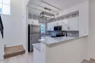 160 W Commerce Ct, Gilbert, AZ 85233 - Photo 6