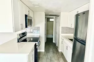 16821 N 26th St, Phoenix, AZ 85032 - Photo 4