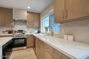 15212 N 53rd St, Scottsdale, AZ 85254 - Photo 12