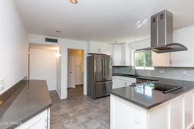 841 E 10th Street, Mesa, AZ 85203 - Photo 10