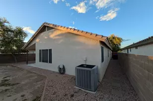 1813 E Gail Dr, Chandler, AZ 85225 - Photo 32