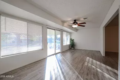 10639 W Roundelay Circle, Sun City, AZ 85351 - Photo 6