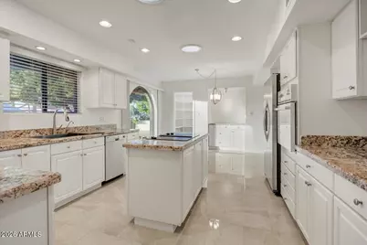 8655 E VÃ­a Del Palacio --, Scottsdale, AZ 85258 - Photo 4