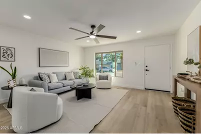 4050 E Sacaton Street, Phoenix, AZ 85044 - Photo 4