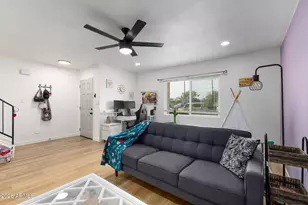 10411 N 11th Ave, Phoenix, AZ 85021 - Photo 6