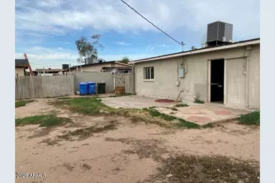 7619 W Clarendon Avenue, Phoenix, AZ 85033 - Photo 54