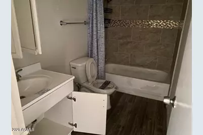 7619 W Clarendon Avenue, Phoenix, AZ 85033 - Photo 18