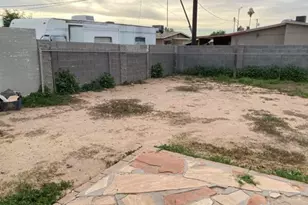 7619 W Clarendon Ave, Phoenix, AZ 85033 - Photo 46