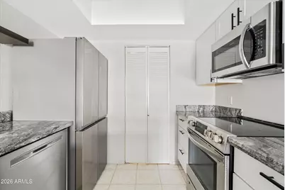 5158 E Monte Vista Road, Phoenix, AZ 85008 - Photo 6