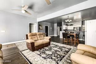 1635 W Dunbar Dr, Phoenix, AZ 85041 - Photo 18