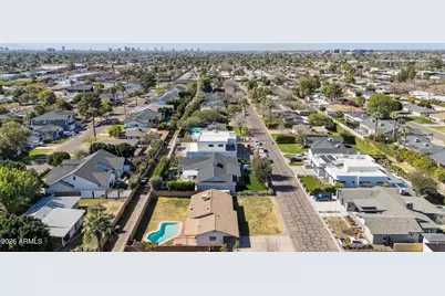 3939 E Heatherbrae Drive, Phoenix, AZ 85018 - Photo 36