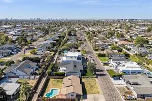 3939 E Heatherbrae Dr, Phoenix, AZ 85018 - Photo 36