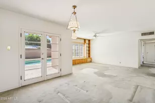 3939 E Heatherbrae Dr, Phoenix, AZ 85018 - Photo 4