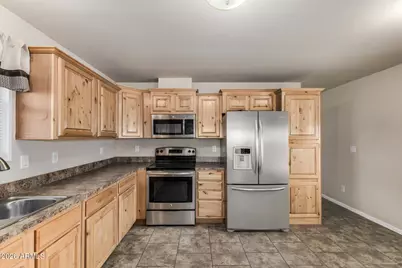 2650 W Union Hills Drive #231, Phoenix, AZ 85027 - Photo 8