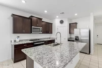 1315 S 224th Drive, Buckeye, AZ 85326 - Photo 8