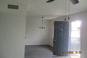 286 W Palomino Dr, Chandler, AZ 85225 - Photo 8