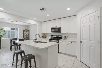 8042 S Calle Moctezuma --, Tempe, AZ 85283 - Photo 4