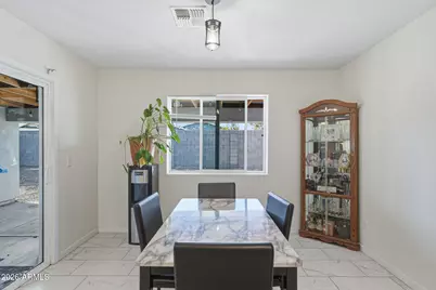 8042 S Calle Moctezuma --, Tempe, AZ 85283 - Photo 6