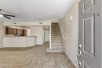 21655 N 36th Avenue #106, Glendale, AZ 85308 - Photo 4