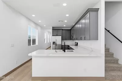 2813 E Trumbull Road #1, Phoenix, AZ 85040 - Photo 8