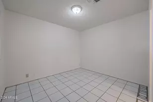 9001 W Elm St, Phoenix, AZ 85037 - Photo 14