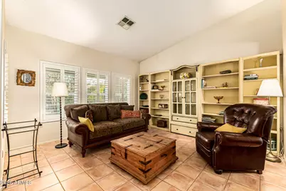 8125 S Taylor Drive, Tempe, AZ 85284 - Photo 4