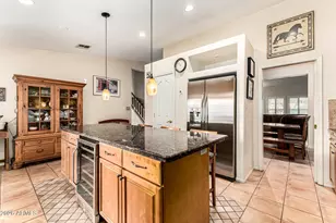 8125 S Taylor Dr, Tempe, AZ 85284 - Photo 10