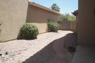 9252 E Aster Dr, Scottsdale, AZ 85260 - Photo 4