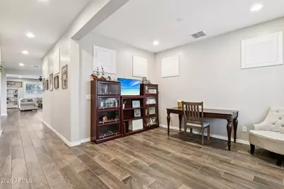 2041 E Wisteria Drive, Chandler, AZ 85286 - Photo 2