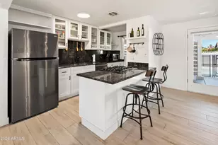 3628 E Hearn Rd, Phoenix, AZ 85032 - Photo 8