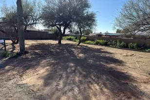 292 S Ocotillo Dr, Apache Junction, AZ 85120 - Photo 1