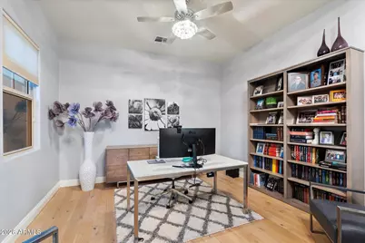 3805 E Zachary Drive, Phoenix, AZ 85050 - Photo 32